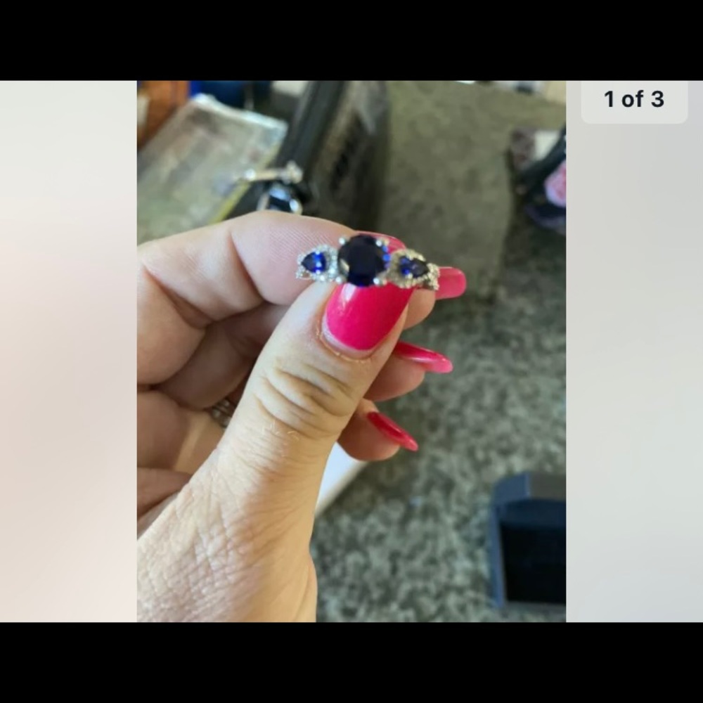 Sapphire and diamond ring